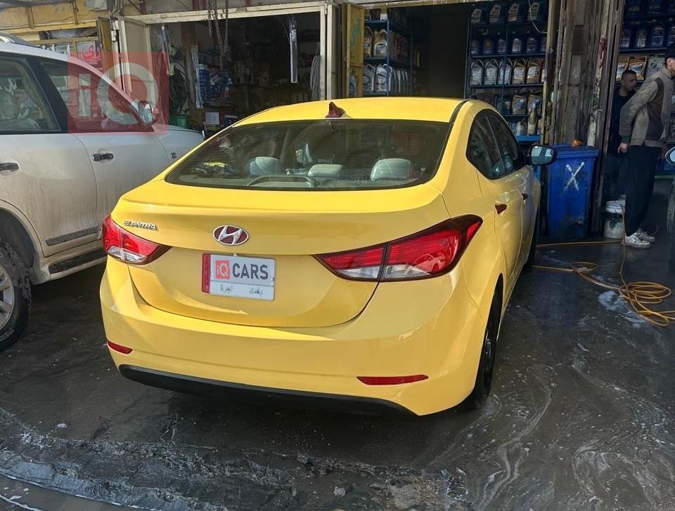 هیوندای ئەلەنترا